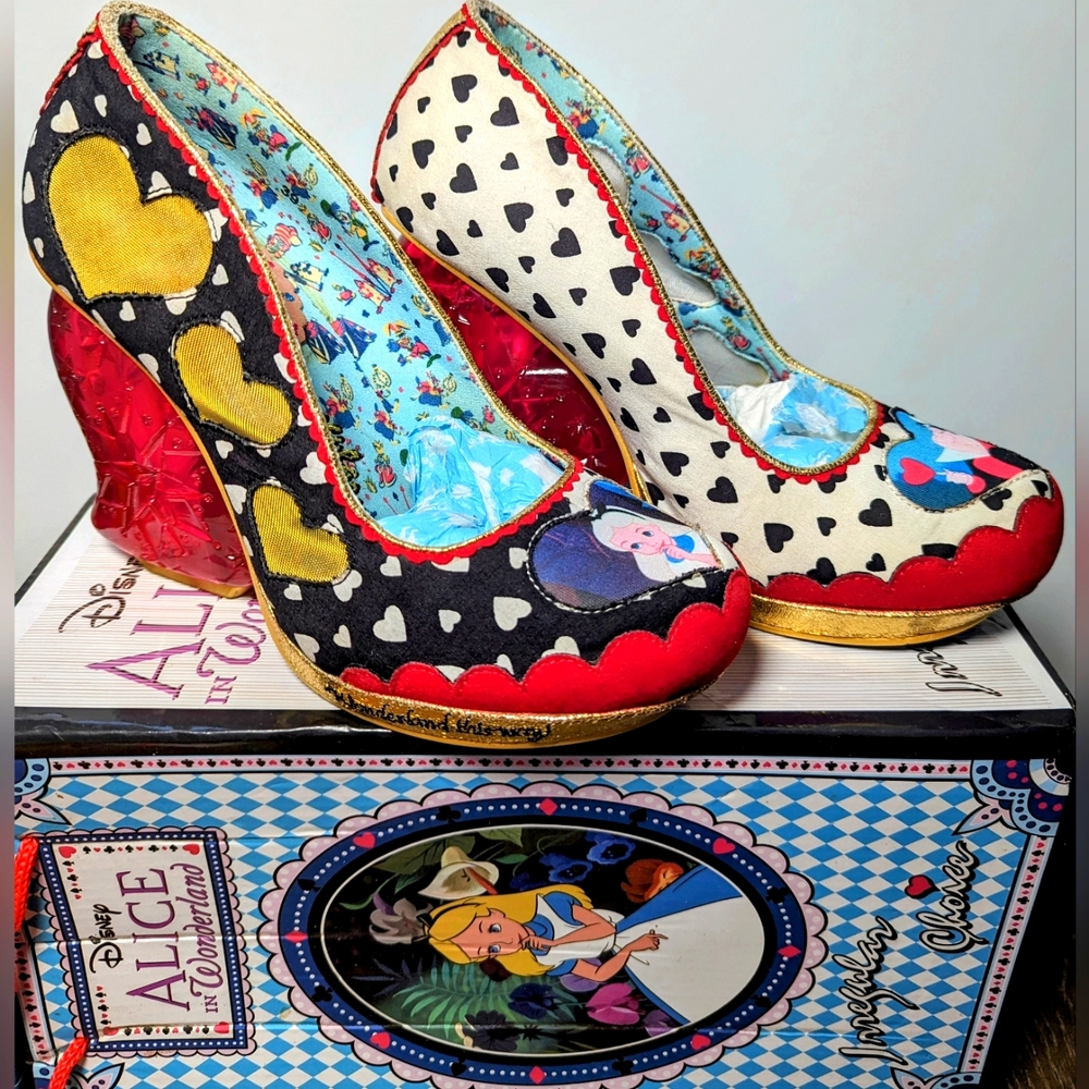 Irregular Choice "Queen of Hearts" Light up Heart Heels 39